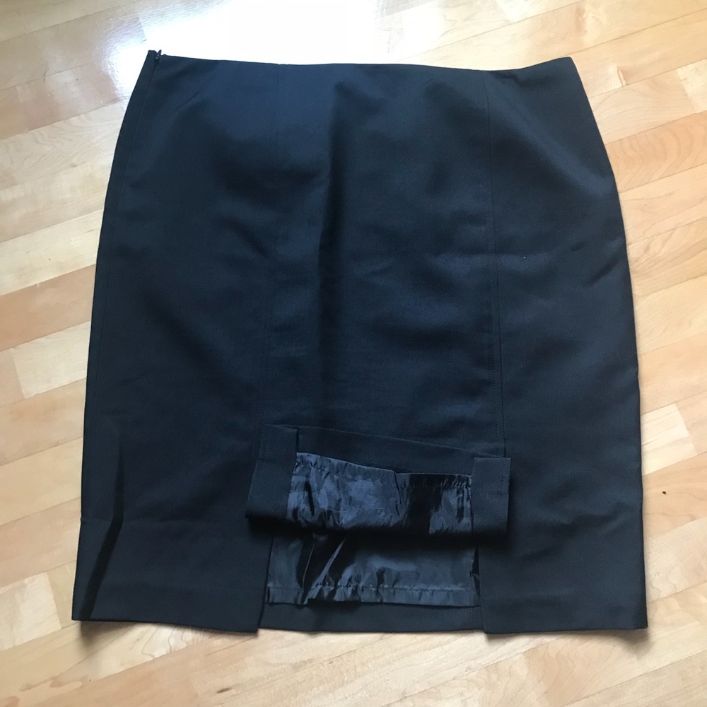 Black Kasper pencil skirt